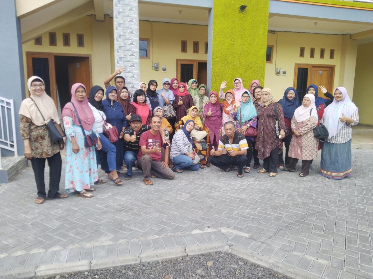 R3 Brawijaya Homestay Banyuwangi  Exterior photo